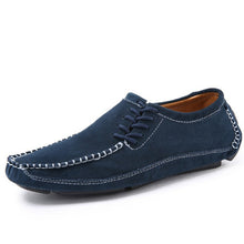 Laden Sie das Bild in den Galerie-Viewer, Classic casual mens, loafers solid flats shoes