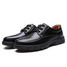 Laden Sie das Bild in den Galerie-Viewer, Mens  casual shoes leisure business