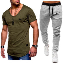 Carica l'immagine nel visualizzatore di Gallery, Mens sportswears 1 Set,  T shirt + pant