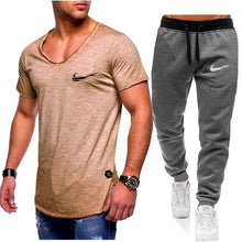 Carica l'immagine nel visualizzatore di Gallery, Mens sportswears 1 Set,  T shirt + pant